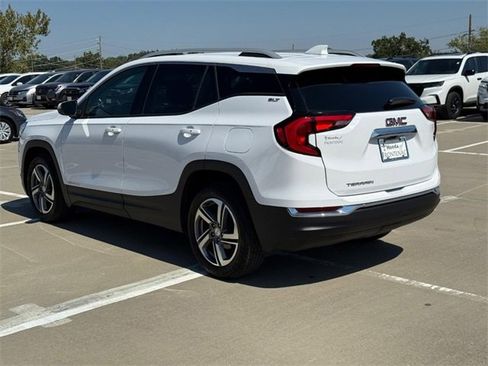 Used 2020 GMC Terrain SLT w/ Preferred Package image 6