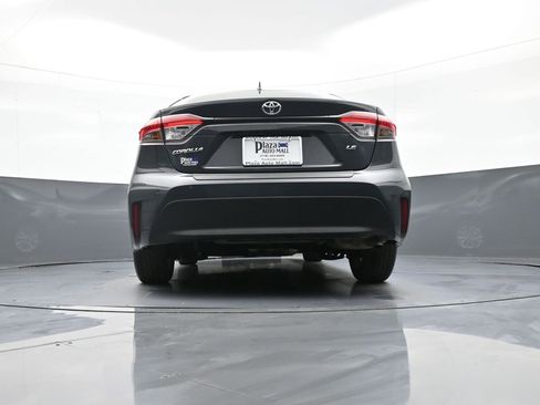 Certified 2023 Toyota Corolla LE image 30
