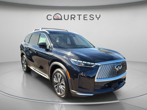 Certified 2026 INFINITI QX60 Luxe w/ Cargo Package AWD/4WD image 4