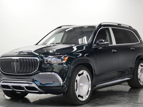 Used 2022 Mercedes-Benz Maybach GLS 600 4MATIC image 5