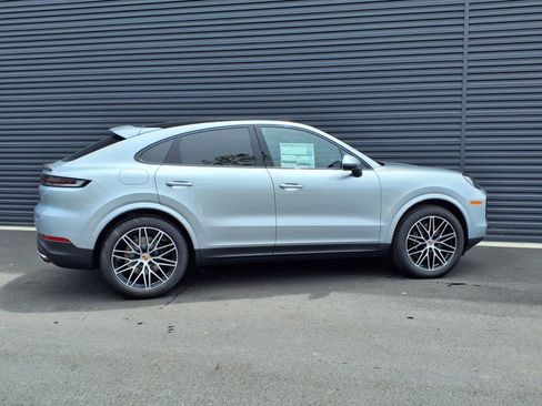 New 2025 Porsche Cayenne Coupe image 29