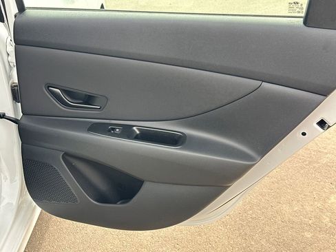 New 2026 Hyundai Elantra SEL Sport Premium FWD image 17