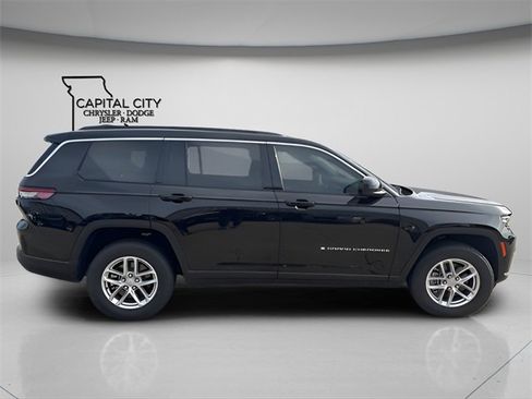 New 2025 Jeep Grand Cherokee L Laredo w/ Luxury Tech Group I image 8
