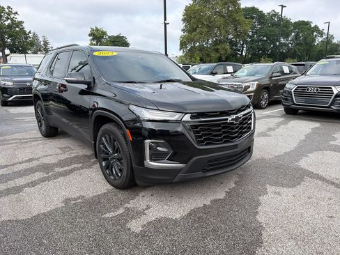 Used 2023 Chevrolet Traverse RS AWD/4WD image 4