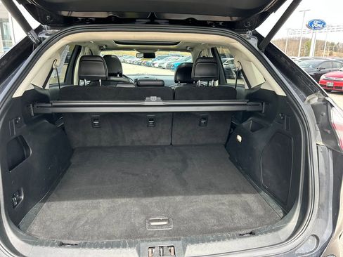 Used 2019 Ford Edge Titanium w/ Equipment Group 301A AWD/4WD image 46