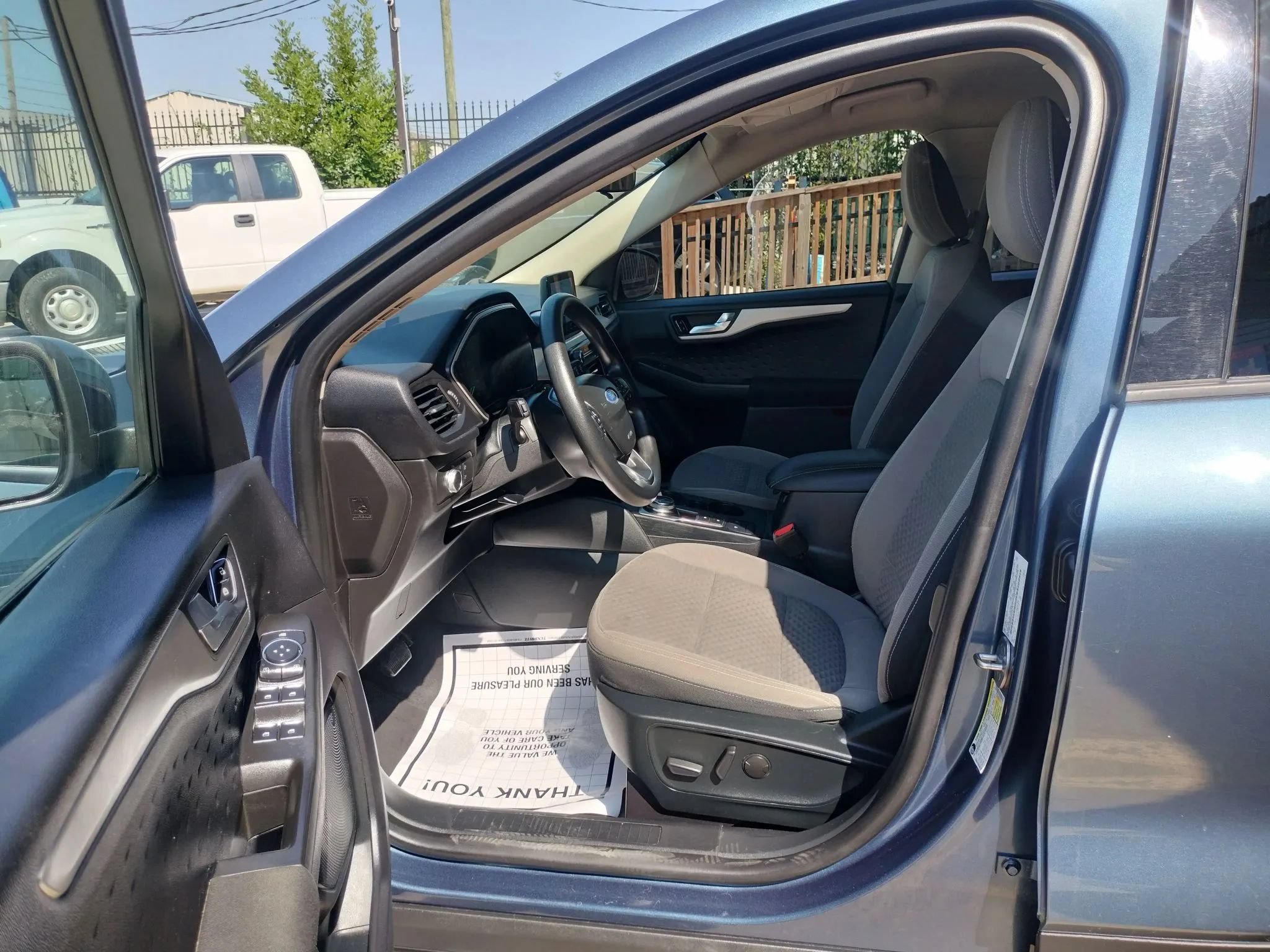 Used 2020 Ford Escape SE FWD image 23
