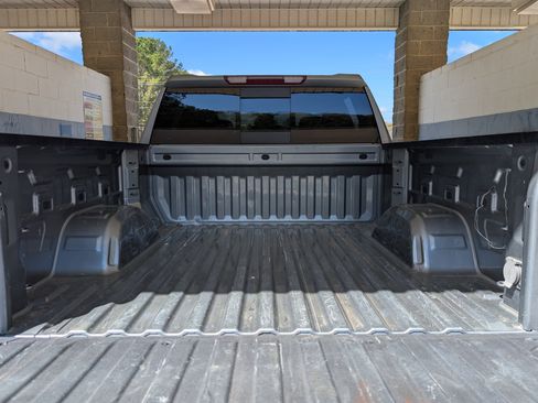 Used 2023 Chevrolet Silverado 1500 LT w/ Convenience Package II AWD/4WD image 17