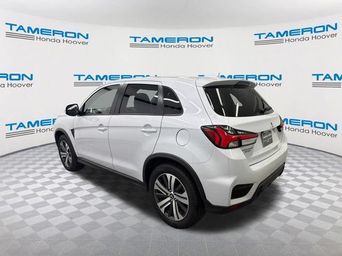 Used 2024 Mitsubishi Outlander Sport SE AWD/4WD image 3
