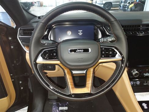 New 2025 Jeep Grand Cherokee L Summit image 20