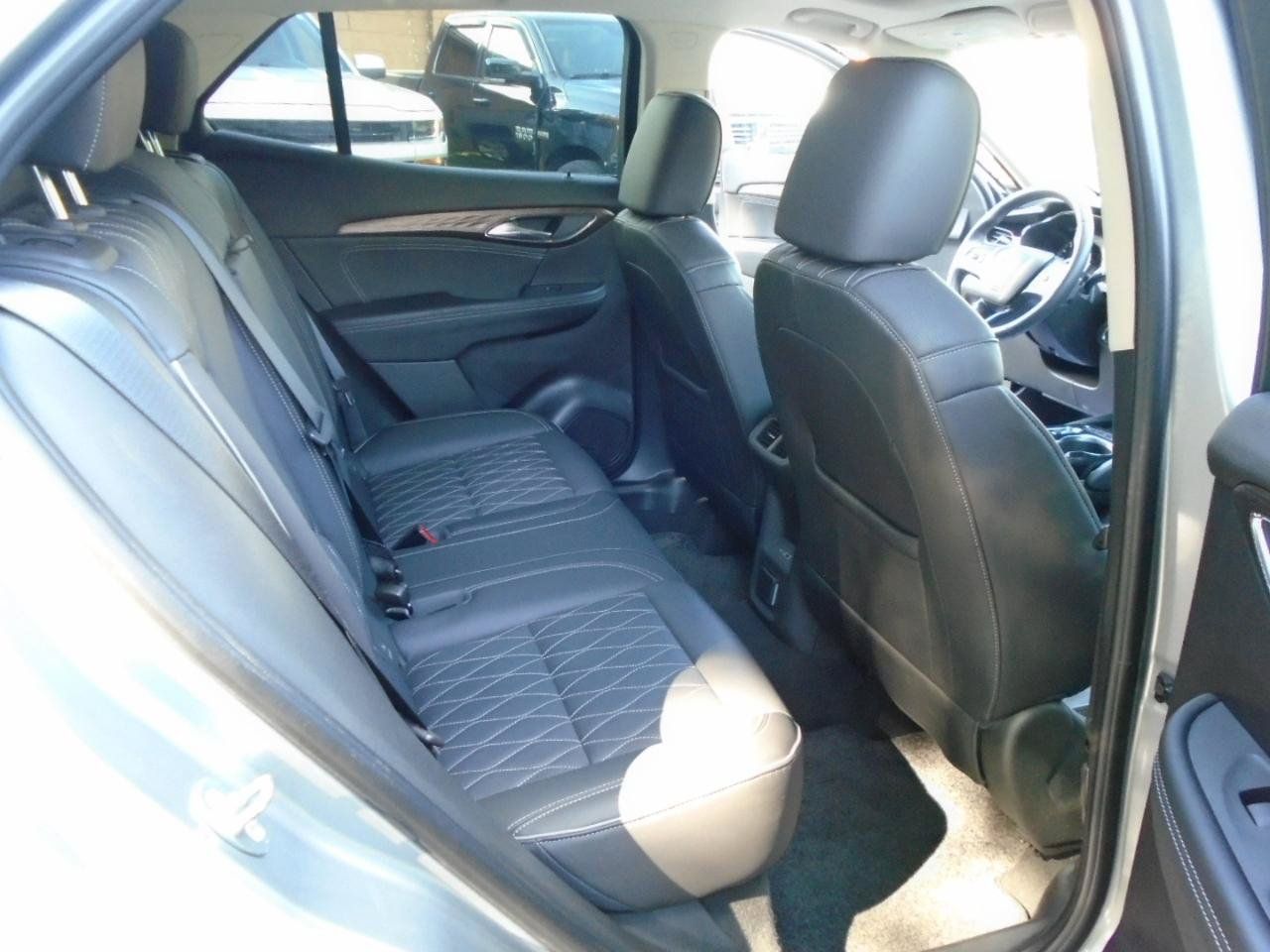 Used 2023 Buick Envision Avenir AWD/4WD image 15