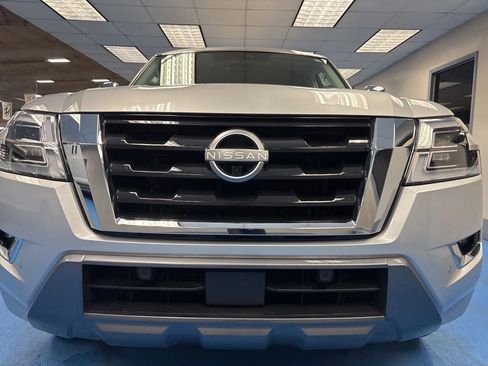 Used 2024 Nissan Armada Platinum w/ Captain's Chairs Package image 17