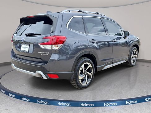 Used 2023 Subaru Forester Touring AWD/4WD image 6