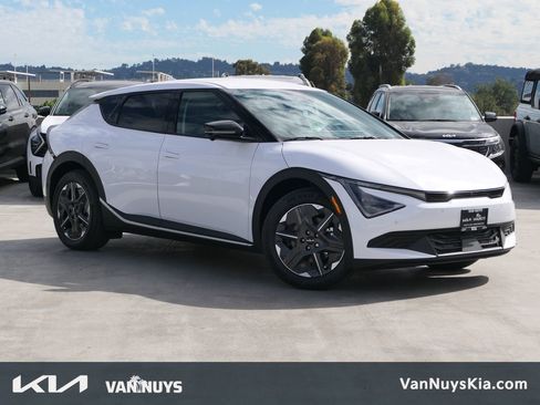 New 2025 Kia EV6 Light image 1