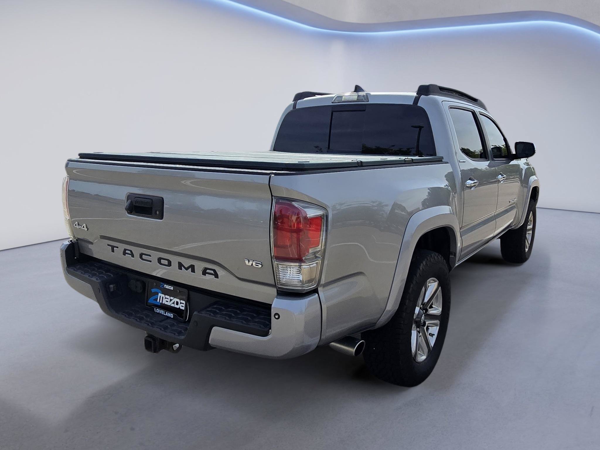 Used 2017 Toyota Tacoma Limited w/ Tow Package AWD/4WD image 5
