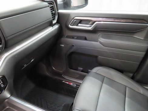 Used 2025 Chevrolet Silverado 2500 LTZ w/ Trail Boss Package image 32