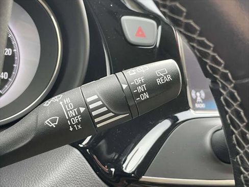 Used 2020 Buick Envision Preferred w/ LPO, Cargo Package image 23