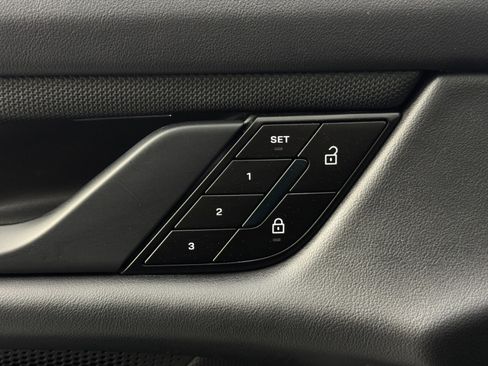 Used 2024 Porsche Taycan 4 Cross Turismo w/ Premium Package image 18