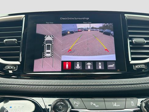 Used 2021 Chrysler Pacifica Touring-L w/ Uconnect Theater Family Group image 32