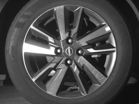 Used 2025 Nissan Versa SV FWD image 16