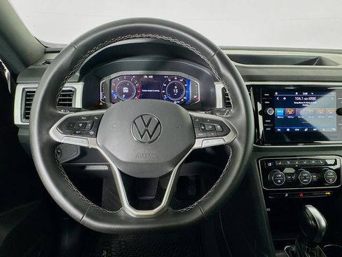 Used 2023 Volkswagen Atlas Cross Sport SE FWD image 10