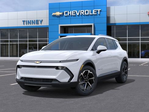 New 2026 Chevrolet Equinox EV LT image 30