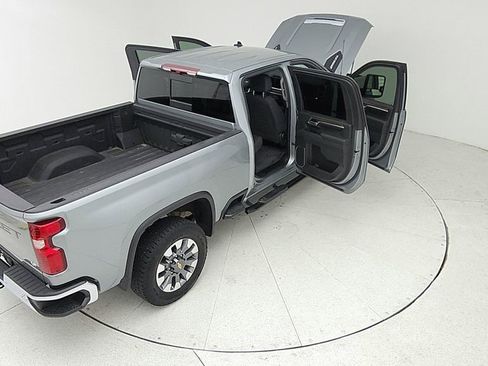 Used 2024 Chevrolet Silverado 2500 LT w/ Texas Edition AWD/4WD image 15