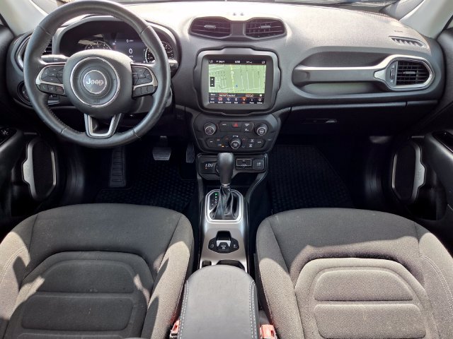 Used 2022 Jeep Renegade Latitude w/ Convenience Group AWD/4WD image 17