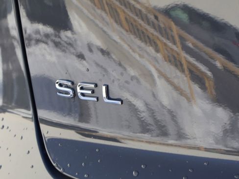 New 2026 Volkswagen Atlas Cross Sport SEL Premium R-Line image 21