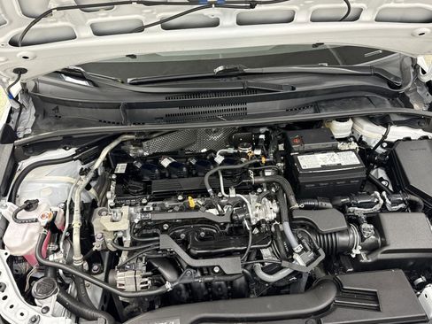 Used 2024 Toyota Corolla LE FWD image 40