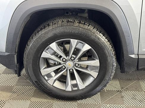 Certified 2026 Chevrolet Equinox LT AWD/4WD image 14