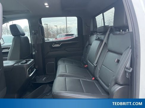 Used 2022 GMC Sierra 1500 SLT w/ SLT Convenience Package image 13