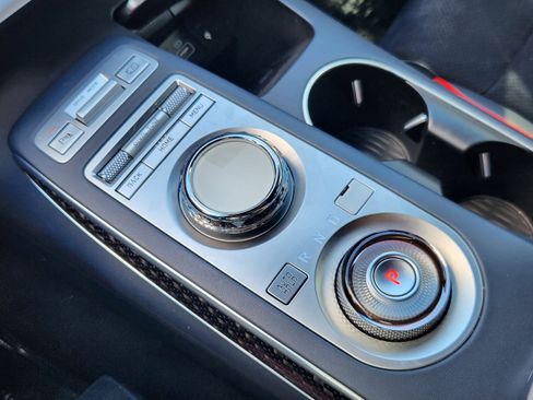 Used 2022 Genesis GV70 3.5T Sport w/ Sport Prestige Package image 25