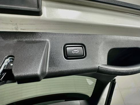 Used 2025 Hyundai Tucson SEL FWD image 29