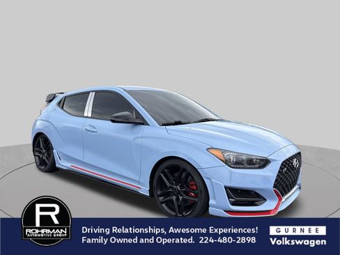 Used 2020 Hyundai Veloster N w/ Performance Package FWD image 2