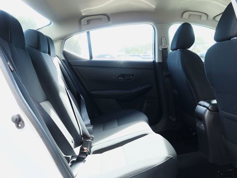 Used 2025 Nissan Sentra SV image 27