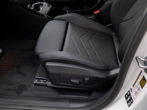 New 2026 BMW X1 xDrive28i image 15