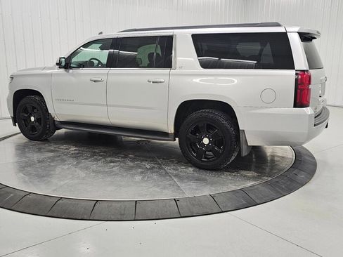 Used 2015 Chevrolet Suburban LT AWD/4WD image 3