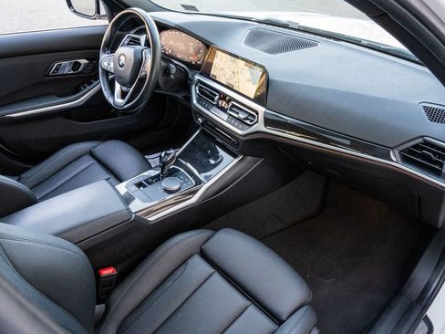 Used 2020 BMW 330i xDrive Sedan w/ Convenience Package image 26