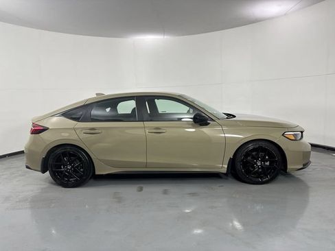 Used 2025 Honda Civic Sport image 37