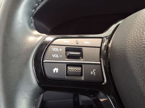 Used 2023 Honda HR-V EX-L image 14