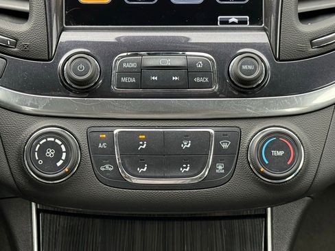 Used 2019 Chevrolet Impala LS FWD image 21