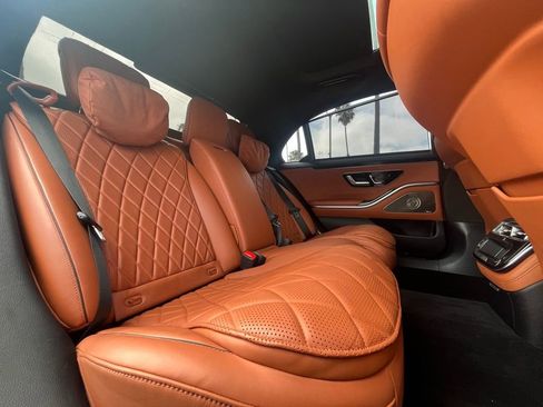 Used 2021 Mercedes-Benz S 580 4MATIC Sedan image 25