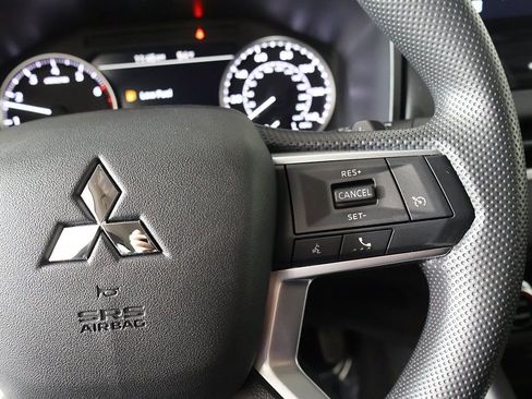 New 2026 Mitsubishi Outlander ES AWD/4WD image 41