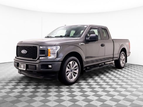Used 2018 Ford F150 XL w/ Equipment Group 101A Mid RWD image 1