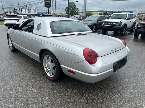 Used 2004 Ford Thunderbird RWD image 6