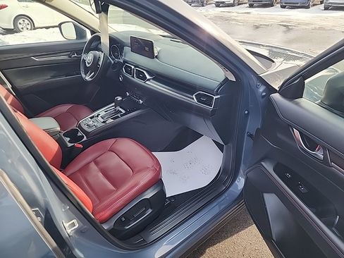Certified 2022 MAZDA CX-5 Carbon Edition image 25
