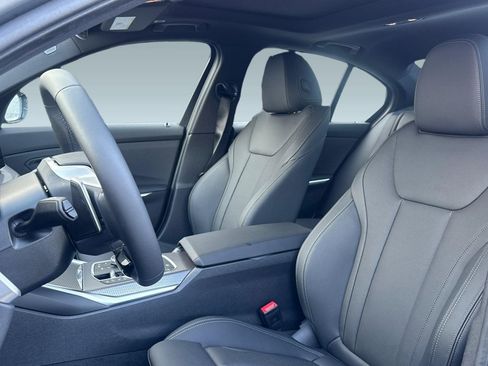 Used 2026 BMW 330i Sedan w/ Premium Package image 19