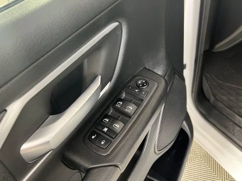 Used 2020 RAM 1500 Big Horn AWD/4WD image 12