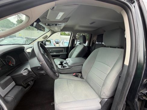 Used 2016 RAM 1500 Classic SLT RWD image 13