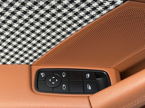 Certified 2023 Porsche 911 Targa 4S AWD/4WD image 21